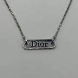 DIOR BLACK SPELLOUT PLATE SILVER NECKLACE