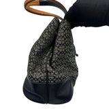 COACH BLACK SIGNATURE HAND BAG