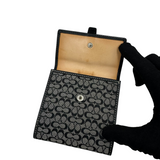 COACH SIGANTURE BUCKLE SNAP WALLET