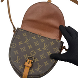 LOUIS VUITTON MONOGRAM CHANTILLY CROSSBODY BAG